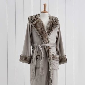 Pottery Barn Faux Fur Ombré Robe